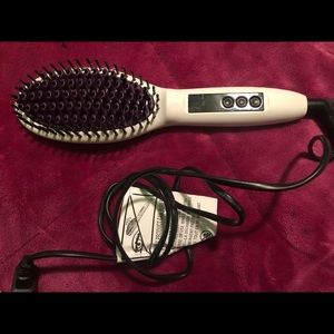 Brush straightener
